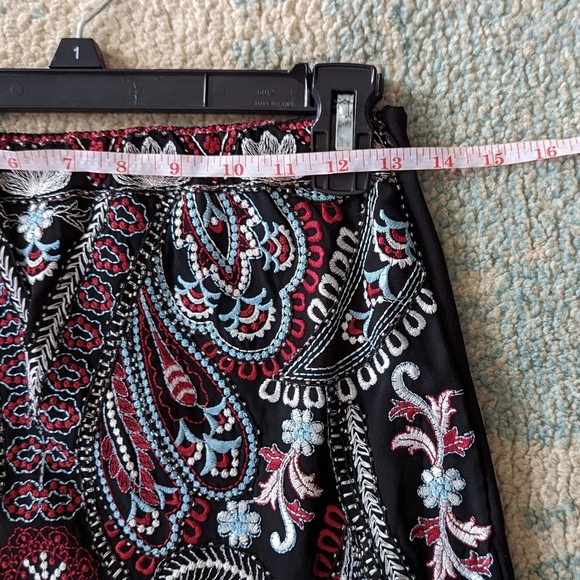 NWT Molly Bracken Embroidered Gypsy Mini Skirt Size XS - Picture 10 of 11